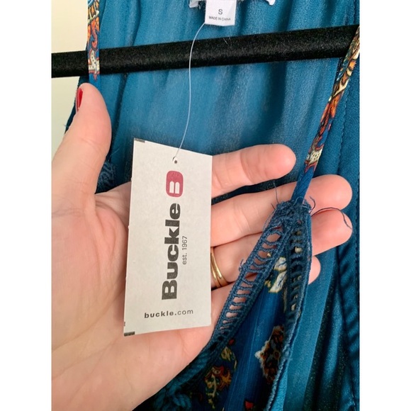 SOLD Buckle COCO + JAIMESON Sleeveless Dress - Picture 9 of 10